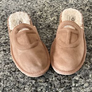 UGG x Telfar Kids Shearling Slip-On Clog Mules